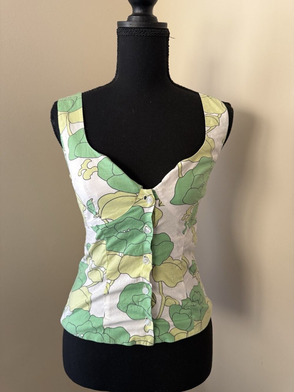 Y2K Green Floral Button Front Tank Top Sz 2 Fitted Blouse Funky Unique Sleeveles